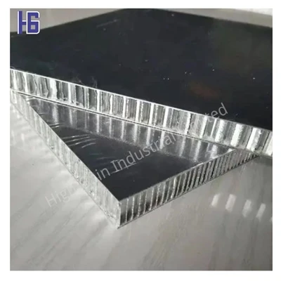 Taulers sandvitxos de niu d'abella de fibra de carboni i alumini: producció i...