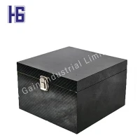 Caixa de recollida de cigars de fibra de carboni