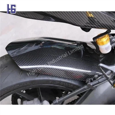 Peces de fibra de carboni per a motocicletes